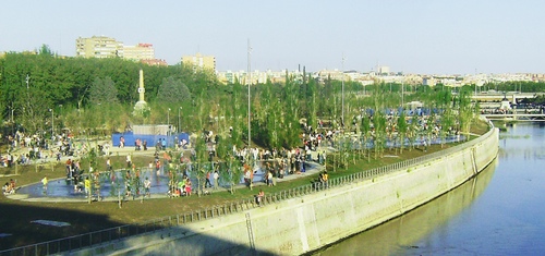 La ciudad de Madrid se reconcilia con el río Manzanares